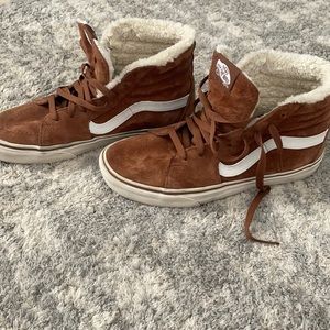 Vans size 9 high tops with fur inside